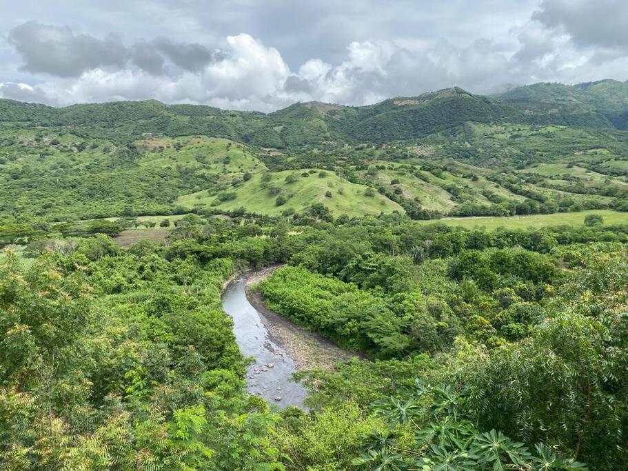 أنابواما Finca Campestre Con Hermosa Vista المظهر الخارجي الصورة